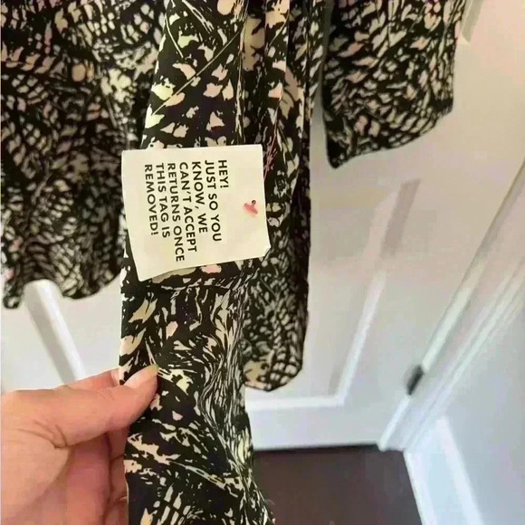 TOPSHOP Cut Out Shoulder Mini Dress ~ Mono ~14 ~NEW! - Picture 10 of 11